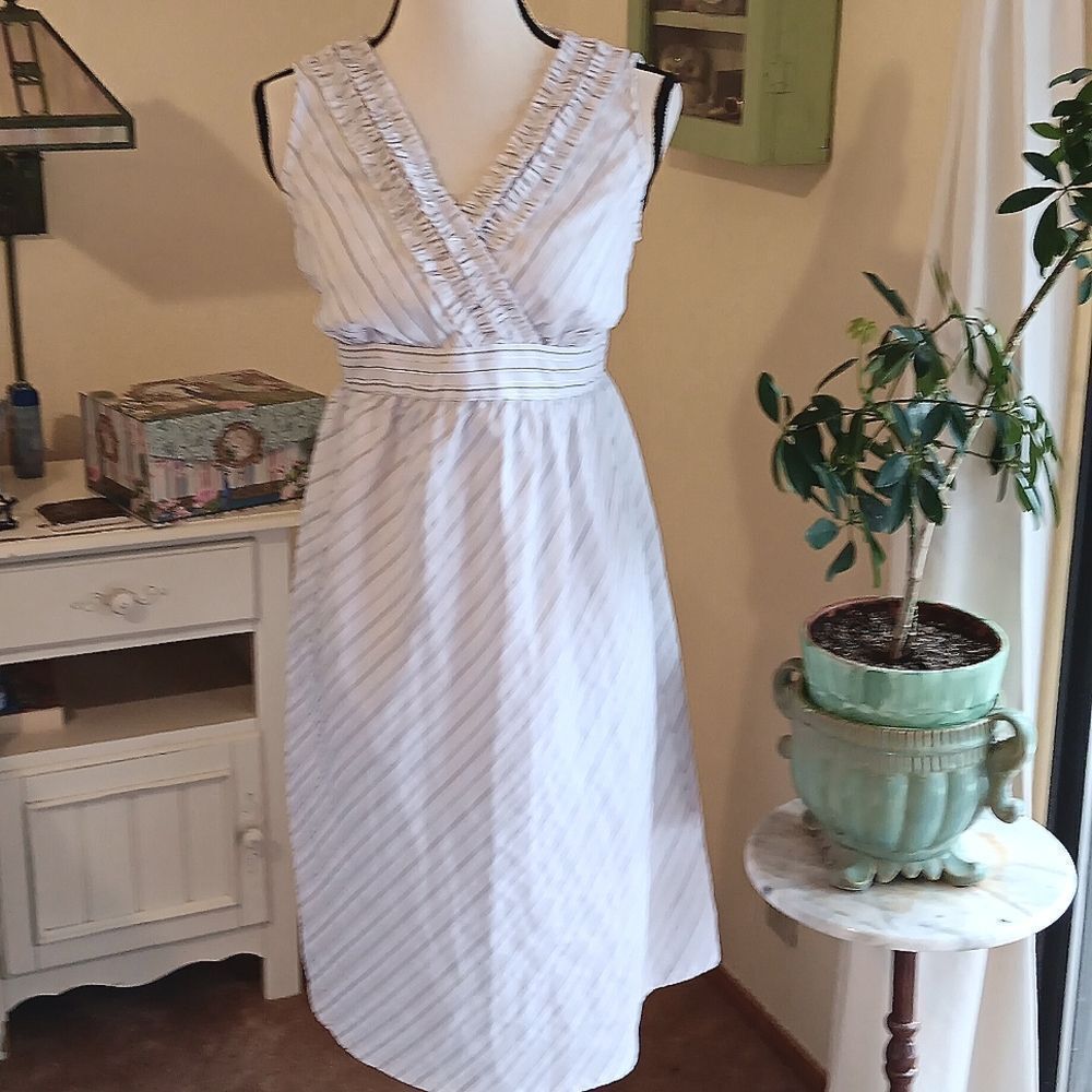 💐Host Pick💐Motherhood Maternity Cream Striped Dress